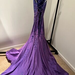 Elegant Purple Embellished Prom Dress